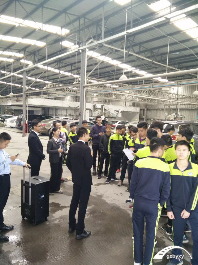 技校专业如何选_这些新兴冷门专业人才需求市场巨大插图
